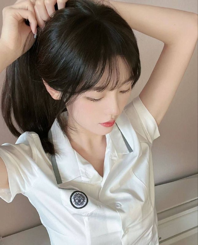 #广州王子诺🌹极品新人白小纯 湾湾168 C 03江西人 皮肤白  性格好  无纹身 不抽烟都是本人生活照  五起质量暂时开3#湾湾