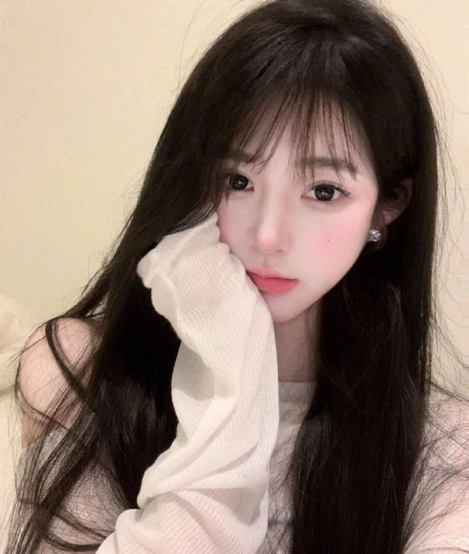 #广州王子诺🌹极品新人白小纯 湾湾168 C 03江西人 皮肤白  性格好  无纹身 不抽烟都是本人生活照  五起质量暂时开3#湾湾