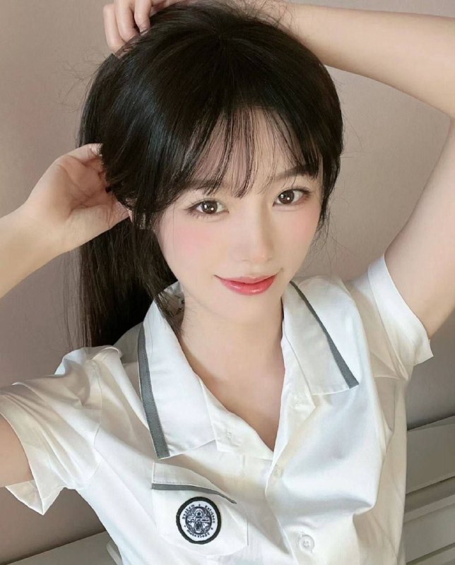 #广州王子诺🌹极品新人白小纯 湾湾168 C 03江西人 皮肤白  性格好  无纹身 不抽烟都是本人生活照  五起质量暂时开3#湾湾