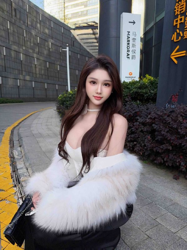 广州糖宝🏠#器瑶身高172真实年龄03体重97胸围 真实大G杯🉑69🐍🉑口爆🉑陪浴 车震🥢腿a4腰模特身材 待客如初恋皮肤雪白 听话懂事只接待素质k