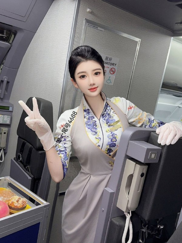 广州卡人🏠💛💛💛💛小西极品空姐🉑APP证件制服全套🉑🐍超甜系女友  初恋般的感觉  满足一切女友幻想• 𝐇𝐞𝐢𝐠𝐡𝐭身高/175• 𝐖𝐞𝐢𝐠𝐡𝐭体重/100• 𝐁𝐮𝐬𝐭胸围/D• 𝐀𝐠𝐞年龄/99• 𝐒𝐩𝐞𝐜𝐢𝐚𝐥𝐢𝐭𝐲特长• 𝐇𝐨𝐛𝐛𝐲兴趣/清纯气质 待人温柔 声音甜美给你不一样的恋爱体验 超白细长腿 人照无差 可查看身份证验证哦～～～🉑️验  期待哥哥解锁新技能#空姐#御姐#小西