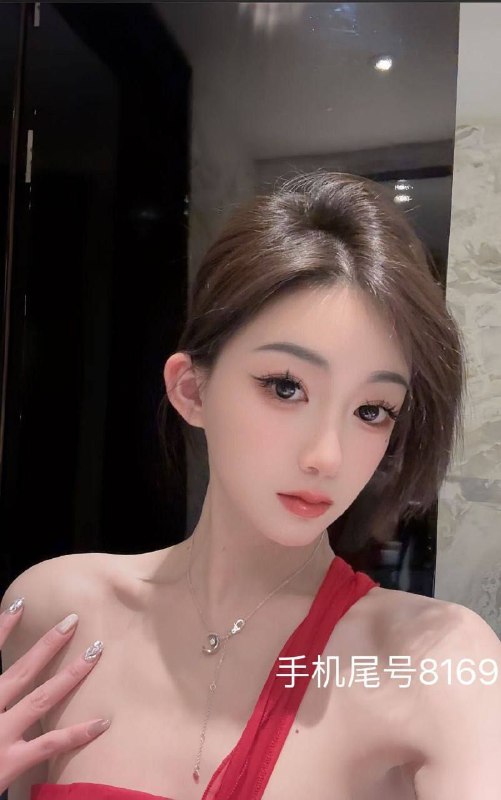 卡人🏠💛💛💛💛广州  粥粥高级自然脸天花板身高168  体重80斤  胸围C自媒体博主  独立服装设计师精通日韩泰英4国语言自带5星豪华🏠自带豪🚗#粥粥