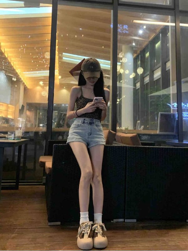 卡人🏠💛💛💛💛👨‍💻广州 06小纯 可妍🉑🈚套清纯白纯 短期兼职  零整容 无纹身佛系在线• 𝐇𝐞𝐢𝐠𝐡𝐭身高/170。  • 𝐖𝐞𝐢𝐠𝐡𝐭体重/44• 𝐁𝐮𝐬𝐭胸围/C               • 𝐀𝐠𝐞年龄/18🥢腿   全身雪白•待客热情 身体柔软 配合度高#五套#白小纯#无整#无纹身#可妍