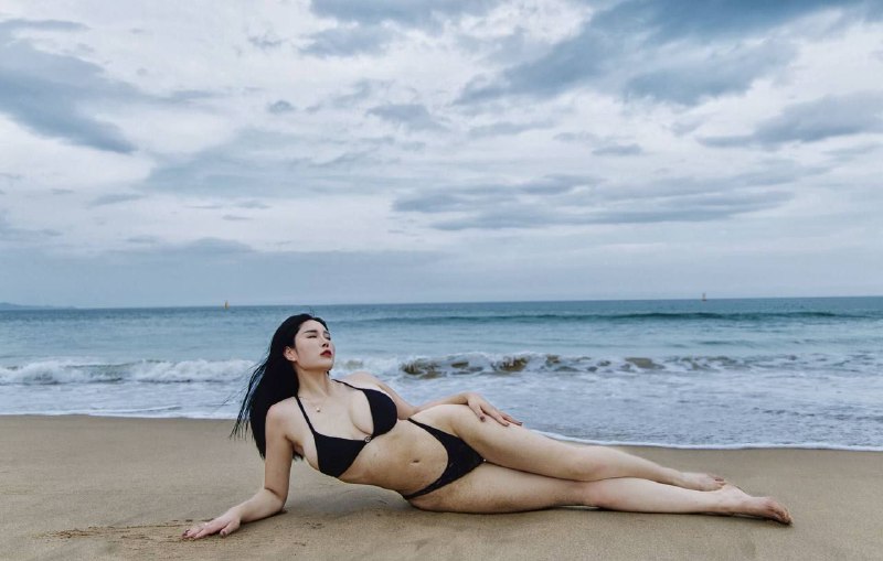 广州 初音🏠硬5↑健身姐姐 175🐻大G纯天热 无整💯鹦鹉5第一次开🥹兼职，多多关照。净高172、体重110、出生：99🐻36G气质十足 沙漏⏳身材性格温柔 知书达理 谈吐优雅。🔥棒棒 欲女💦水多多 各种丝袜制服诿感高跟鞋、还可🐍吻、🫦爆、69，指滑，胸推，等等）