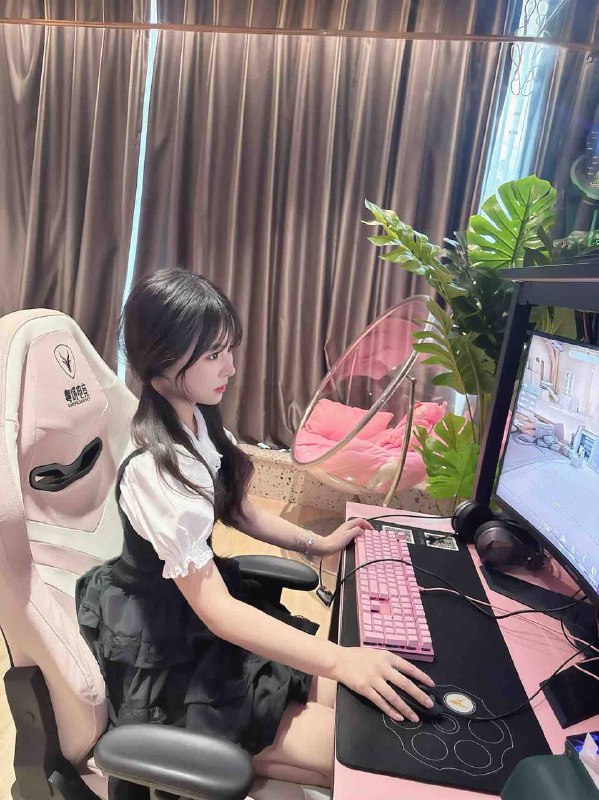 卡人🏠💛💛💛💛广州 摇摇 170D  06年 电竞甜妹颜值高 身材好  情商高 服务好——————————————零整容 高颜值的小可爱🉑️💦T🉑️🐍🦟🉑️69你少年时的初恋女友天真烂漫温柔可人不催不事 恋爱般的甜蜜#瑶瑶#白小纯#无整