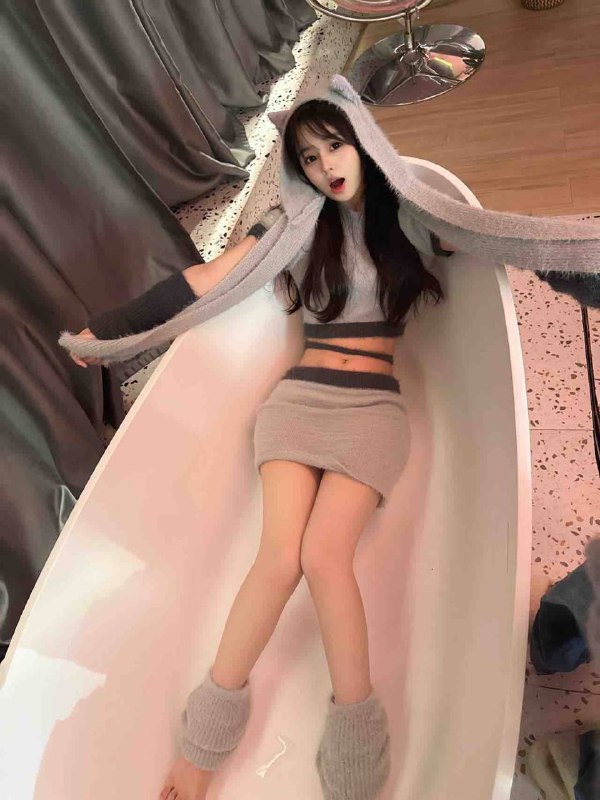 卡人🏠💛💛💛💛广州 摇摇 170D  06年 电竞甜妹颜值高 身材好  情商高 服务好——————————————零整容 高颜值的小可爱🉑️💦T🉑️🐍🦟🉑️69你少年时的初恋女友天真烂漫温柔可人不催不事 恋爱般的甜蜜#瑶瑶#白小纯#无整