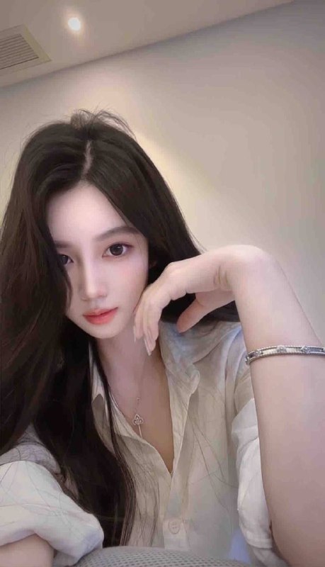 广州 糖宝🏡美少女🦜03 168C🐻无纹身5⃣️⬆️网红主播30w粉丝短待肤白氵多 洋气大牌 谈吐优雅#硬5