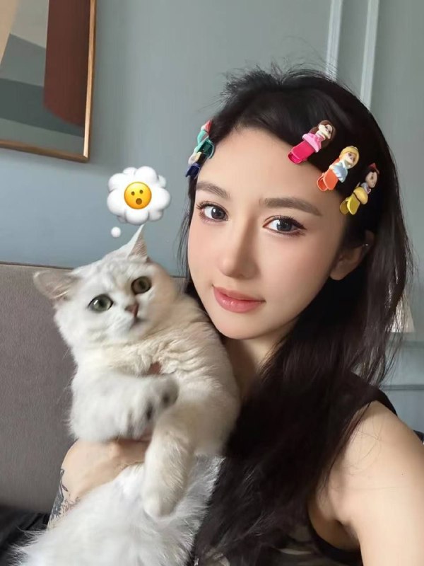 杨弈广州网红纹身师• 𝐇𝐞𝐢𝐠𝐡𝐭身高/176• 𝐖𝐞𝐢𝐠𝐡𝐭体重/47kg• 𝐁𝐮𝐬𝐭胸围/🐻D• 𝐀𝐠𝐞年龄/ 02🌟上得了厅堂，下得了书房🌟可动可静🌸可柔可狂🌸耐心有素🌟穿衣大牌，大长腿 马甲线 高级脸 大眼睛