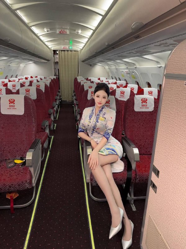 #广州糖宝家空姐祖儿海航在飞空姐（有服有证件🪪）🍃•全身0⃣️整🈚️纹身 不吸烟🚬🍃• 𝐇𝐞𝐢𝐠𝐡𝐭身高/178🍃• 𝐁𝐮𝐬𝐭胸围/天然D（真🐻）🍃•Age年龄/ 99年🍃•Skin 皮肤/冷白皮（雪白）#空姐#祖儿