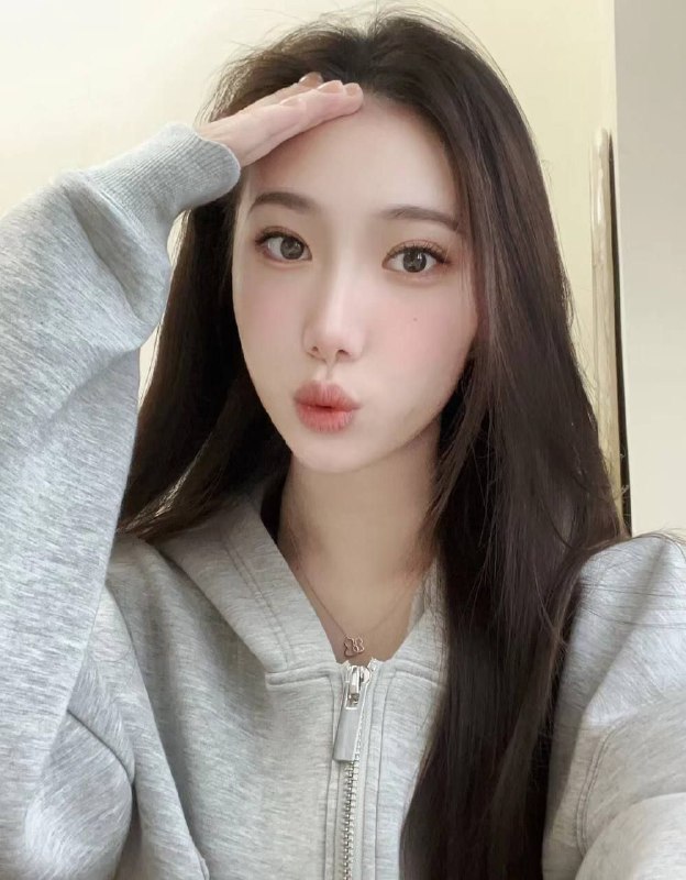 广州糖宝家专业sm💕小邱可轻中重度sm身高172🌟c胸🌟大长腿付费项目：可女王可女奴 可多人调教 可女同 可夫妻调教 可喷 可液体无套支持视频验证 作品展示 本人好看#广州#sm#小邱