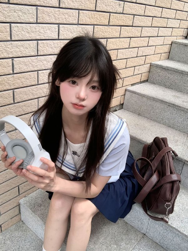 广州阿宝🏠新人小纯小萨🐻C 08年 A4腰 166 85斤可甜可盐性格超好氧气甜妹 初恋女友