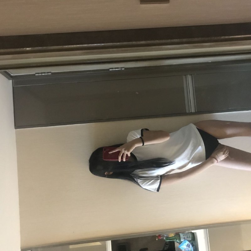 广州阿宝🏨瑶瑶170天然无整06年——————————————————————少女感满满明眸皓齿 治愈系的笑容性格极甜的小可爱乖巧温顺的猫咪🐈