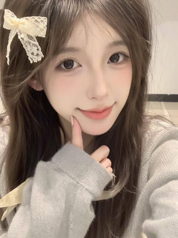 杨弈广州极品白小纯  硬5极品甜妹🫧165 04年 纯天然🐻32d 手感一流🫧0整形 无纹身🫧馒头1线天 可素颜约会🫧轻微m属性🫧声控福音 乖巧听话