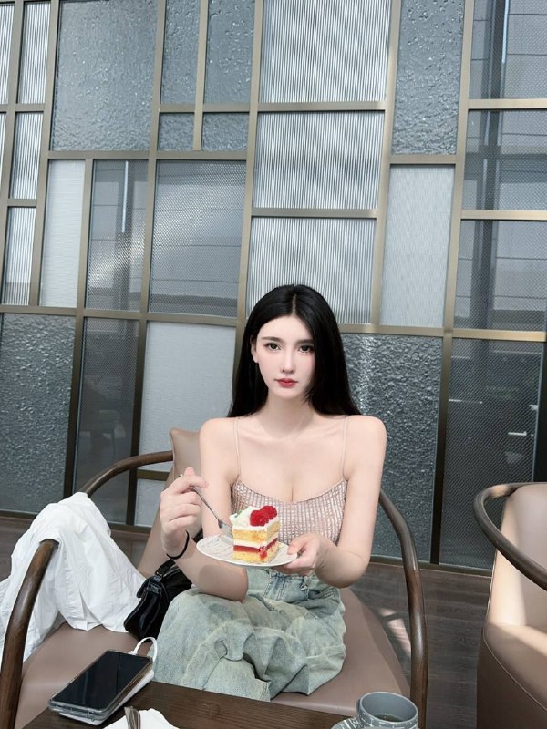 杨弈广州网红176  硬5🦜52kg  36d🐻🉑清纯🉑高冷御姐  雪白🈚纹身💐清纯气质 温柔 配合度极高