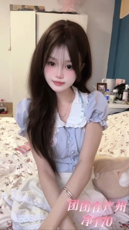 团团 173C🪐留学生不穿👠净17004年长沙人  新人兼职短开！🌟细腿🦵腿控福利  雪白真实留学生   白白嫩嫩#团团