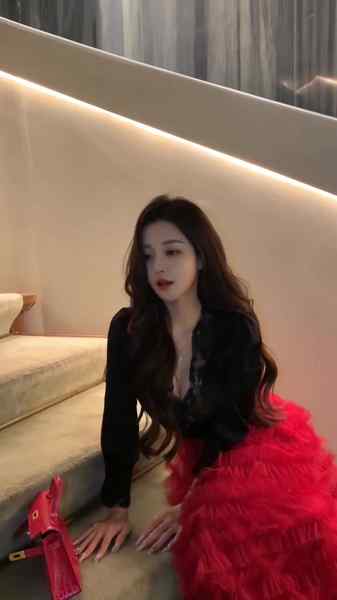 苏州御姐大米-气质白领-首次下海🔥