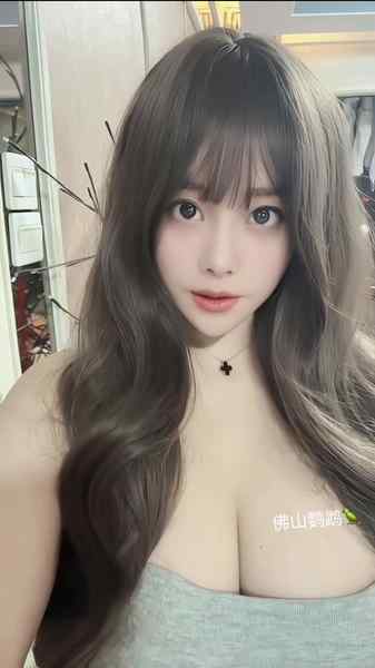 佛山F杯甜妹-纯欲爆乳-极品身材🔥