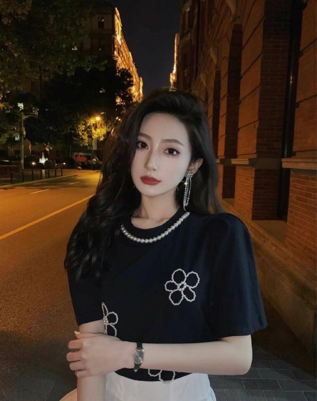 沈阳  气质御姐兼职𝙄 𝙨𝙪𝙛𝙛𝙞𝙘𝙞𝙚𝙣𝙩𝙡𝙮 𝙢𝙖𝙩𝙘𝙝 𝙬𝙞𝙩𝙝 𝙮𝙤𝙪 ‰♥聽說緣分會把我帶到妳身邊♥•        173D  47kg•    谈吐气质一流 长腿细腰 本人绝对直角肩蚂蚁腰大长腿 人比照优秀 声音甜美 治愈系女友风• 5w⬆️质量水嫩肌肤，零瑕疵，超级白