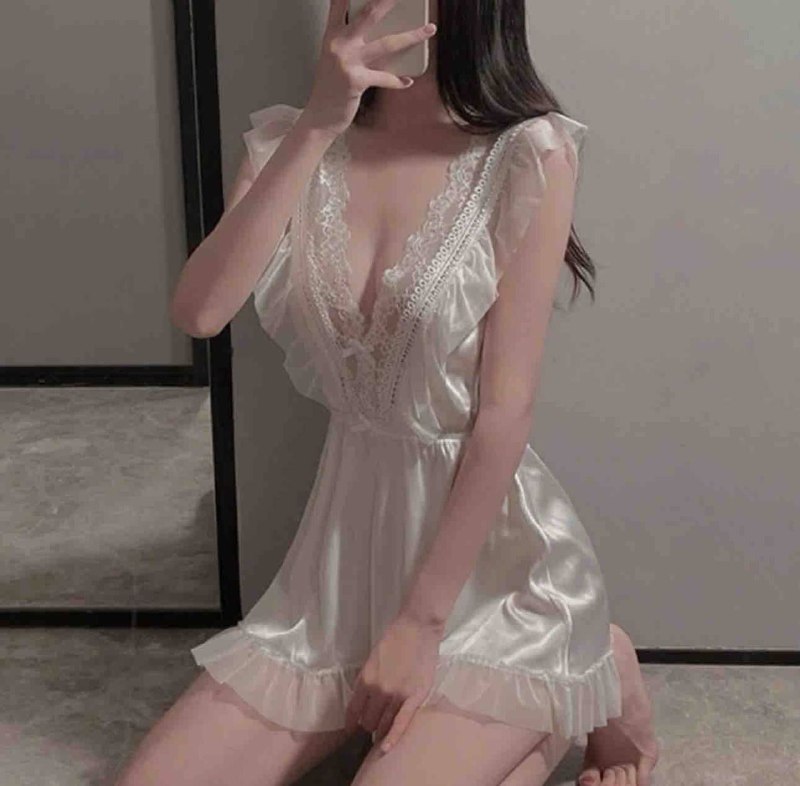 石家庄  新人第一天下水学生兼职，，*雪白肌肤光滑细腻，三點粉  ，紧致多汁，声音销魂，听话，会配合，体验不一样的享受全球各地  各种类型  见面付💰换号了😂👇👇会员永久有效！现用客服：@AnnaGJ168私聊不了：@AnnaGJ168bot