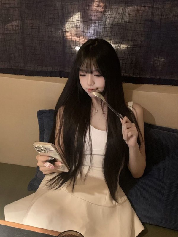 东京🇯🇵赫本🏠活泼可爱🈚️整容真🐻D  身高 165  体重 95斤全球各地  各种类型  见面付💰换号了😂👇👇会员永久有效！现用客服：@AnnaGJ168私聊不了：@AnnaGJ168bot