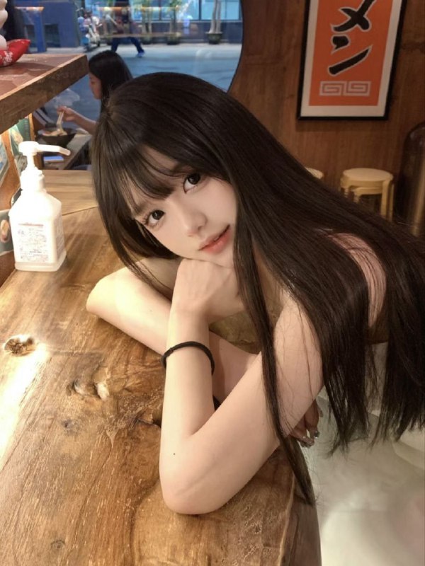 东京🇯🇵赫本🏠活泼可爱🈚️整容真🐻D  身高 165  体重 95斤全球各地  各种类型  见面付💰换号了😂👇👇会员永久有效！现用客服：@AnnaGJ168私聊不了：@AnnaGJ168bot