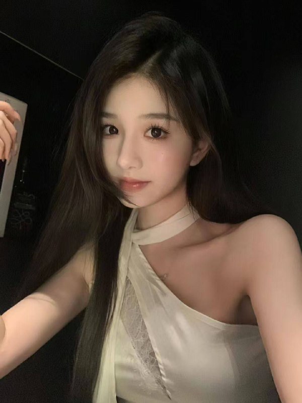 北京  栀虞W小红书博主极品女神• 牛奶雪白肌  171E• 前凸后翘 可纯可欲 待k如男友•  高素质圈外女友兼职全球各地  各种类型  见面付💰换号了😂👇👇会员永久有效！现用客服：@AnnaGJ168私聊不了：@AnnaGJ168bot