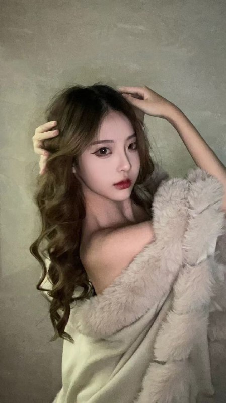 深圳 硬5W短暂兼职身高165 年龄03年🐻c体重88斤 可蛇纹 69皮肤细嫩光滑 不摧客 温柔善良可爱全球各地  各种类型  见面付💰换号了😂👇👇会员永久有效！现用客服：@AnnaGJ168私聊不了：@AnnaGJ168bot