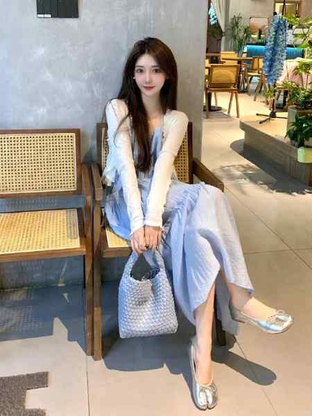 哈尔滨 兼职模特172D 98斤 短开🈲️挂任何社交软件性格温柔 不催不事 可御可甜给你初恋女友般的感觉全球各地  各种类型  见面付💰换号了😂👇👇会员永久有效！现用客服：@AnnaGJ168私聊不了：@AnnaGJ168bot