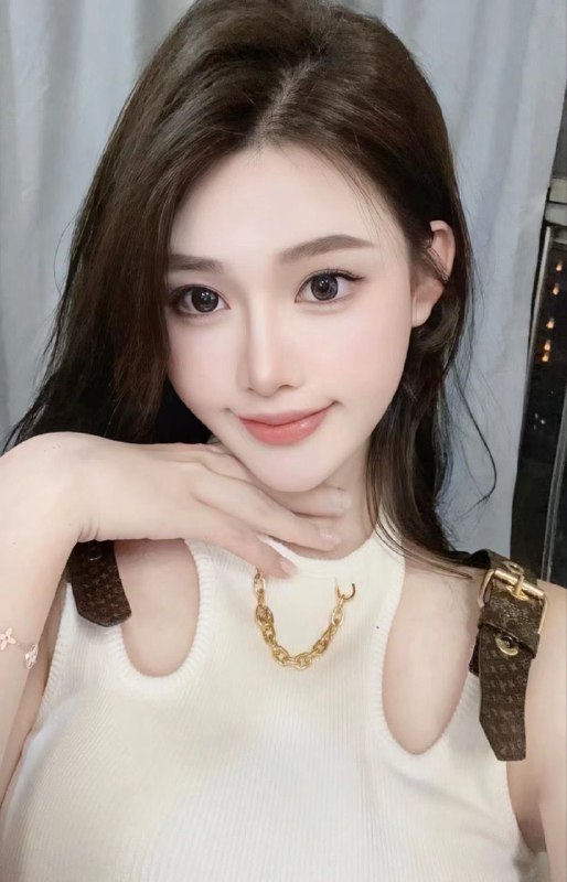 厦门 极品178F🏠3外5🎀短期兼职停留 颜值气质极佳🎀首次抵达一个客不认识🎀妈生脸零整容打扮气质大牌🎀身高-178年龄-02年🎀🐻围天然F A4腰皮肤雪白｀无纹身`🎀｀长期健身，马甲线蜜桃臀，身材无敌好🎀性格温柔 待客如男友全球各地  各种类型  见面付💰换号了😂👇👇会员永久有效！现用客服：@AnnaGJ168私聊不了：@AnnaGJ168bot