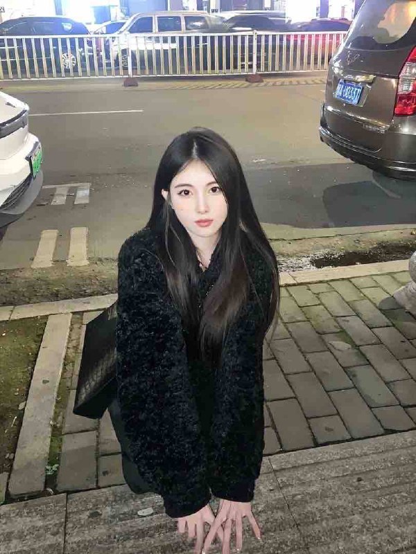 苏州 蓝猫🏠兼職極品06学生• Height 身高 175• Age年龄  05• Bust胸围🐻C• Weight体重  90兼职学生👩‍🎓乖巧可爱 不催不事 不风尘🉑️🐍🉑️69🈚纹身🉑️✈️。 性奴体质 爱做 投入全球各地  各种类型  见面付💰换号了😂👇👇会员永久有效！现用客服：@AnnaGJ168私聊不了：@AnnaGJ168bot