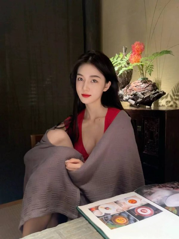 成都 硬5 哲喵喵🏠身高：175（分毫不差 可量）年龄：2003（真实可看sfz）🐻：c  体重：98籍贯：四川 全身冷白皮，白到发光全球各地  各种类型  见面付💰换号了😂👇👇会员永久有效！现用客服：@AnnaGJ168私聊不了：@AnnaGJ168bot