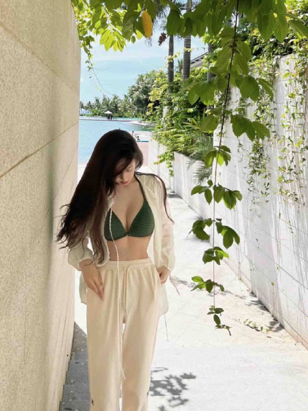 杭州张艺兴🎒SC180E2000年 ｜180𝗰𝗺 • 𝟯𝟲E甜美声线高学历情商高 皮肤雪白💡洋气五官精致 无整自然脸 三点粉瑜伽 普拉提爱好者 全身肌肤紧致细滑洋气少女｜性感御姐｜纯情女高 ｜jk女大风格多变 沉浸式体验角色扮演 极致体验▫️嗲娇魅惑▫️甜美温柔自媒體主播  真实ins网红🎧全球各地  各种类型  见面付💰换号了😂👇👇会员永久有效！现用客服：@AnnaGJ168私聊不了：@AnnaGJ168bot✅✅资源定期更新新人 任君挑选