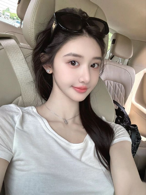 上海 金灿灿人可一字马🤍纯⭕外 高素質🤍身高170D楊柳細腰筷子腿🤍98年  硬W條件🤍穿着时尚大牌  皮肤雪白  婀娜多姿🤍可纯可欲 可盐可甜  真人真照🤍温柔随和  高端大气谈吐優雅全球各地  各种类型  见面付💰换号了😂👇👇会员永久有效！现用客服：@AnnaGJ168私聊不了：@AnnaGJ168bot