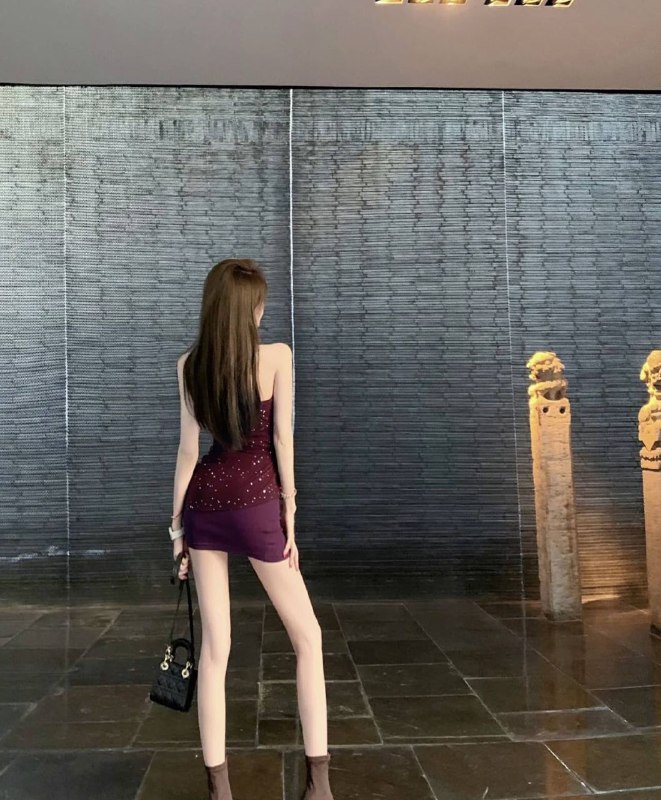 澳门 极品笔直大长腿 九头身 脸蛋精致 服务一流 体验感难分，模特兼职🌸理想女友✔• 𝐇𝐞𝐢𝐠𝐡𝐭身高/172• 𝐖𝐞𝐢𝐠𝐡𝐭体重/95• 𝐁𝐮𝐬𝐭胸围/d• 𝐀𝐠𝐞年龄/03• 𝐎𝐜𝐜𝐮𝐩𝐚𝐭𝐢𝐨𝐧职业/ 模特全身无赘肉 S型身材 本人比照片漂亮全球各地  各种类型  见面付💰换号了😂👇👇会员永久有效！现用客服：@AnnaGJ168私聊不了：@AnnaGJ168bot