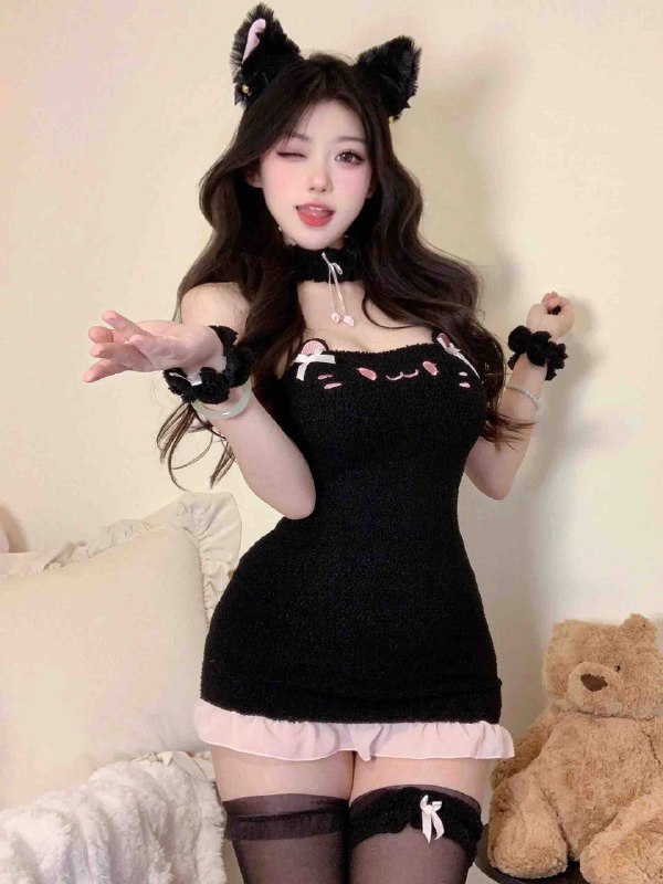 珠海 D伽真胸奶霸04年，馒头穴，一线天氵多，满满的邻家女孩摇滚女孩，床上巨无霸全球各地  各种类型  见面付💰换号了😂👇👇会员永久有效！现用客服：@AnnaGJ168私聊不了：@AnnaGJ168bot