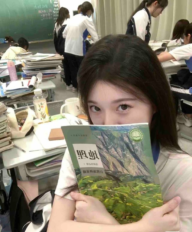 珠海 甜美可爱小公主高三毕业暑假兼职JK甜妹儿•Age年龄：04•Height净身高：165•Bust胸围：C•Occupation职业：高中毕业生•爱好：阅读、绘画、健身、旅行、竞技等纯兼职🈲发⭕️，不验证全球各地  各种类型  见面付💰换号了😂👇👇会员永久有效！现用客服：@AnnaGJ168私聊不了：@AnnaGJ168bot