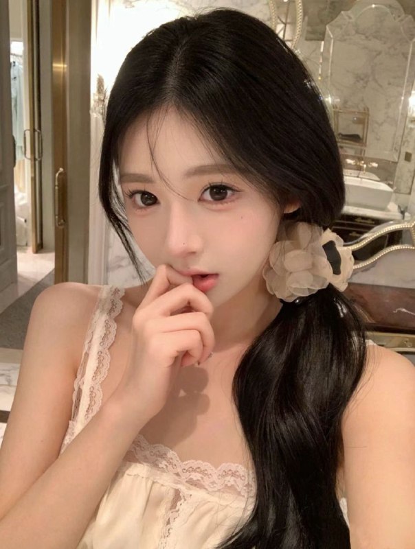 沈阳 高校大学生兼职 可当面验证学生身份 学信网可查身高170🐻D 极品高白纯声音甜美  无纹身 性格温柔乖巧💕皮肤雪白 真人真照📷不事儿 无风尘气🈲冒不接wt 不接yt 不酒✌只接待素质哥哥全球各地  各种类型  见面付💰换号了😂👇👇会员永久有效！现用客服：@AnnaGJ168私聊不了：@AnnaGJ168bot