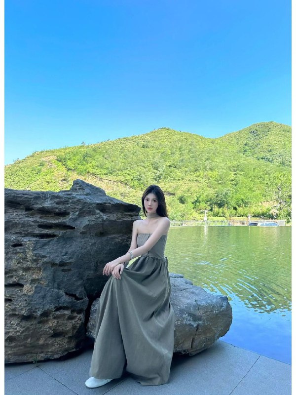 北京 王思诺🏠糖糖180C🦜学生一字马 可查学信🦄Height身高/177🦄Weight体重/54Kg🦄Bust胸围/🐻真C无整🦄Age年龄/04年🦄Occuation职业/学生 兼职模特🦄Speciality特点/奶头超级小超级好看✨一字马✨蜜桃臀✨三点粉✨高情商✨高素质✨平时健身 会小提琴 会拳击 多才多艺可SM全球各地  各种类型  见面付💰换号了😂👇👇会员永久有效！现用客服：@AnnaGJ168私聊不了：@AnnaGJ168bot