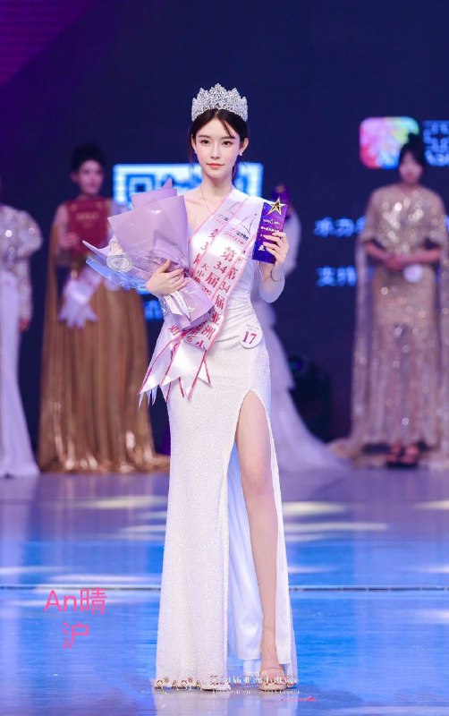 上海 李晚晚🏠W亚洲小姐亚军真人真照假赔10w🌸上海176真🐻E真实亚洲小姐亚军。形象大使硕士学位参演多部古装剧，公益活动形象大使微博小红书几十万粉皮肤超白皙，温柔可人 江苏人擅长高尔夫..全球各地  各种类型  见面付💰换号了😂👇👇会员永久有效！现用客服：@AnnaGJ168私聊不了：@AnnaGJ168bot