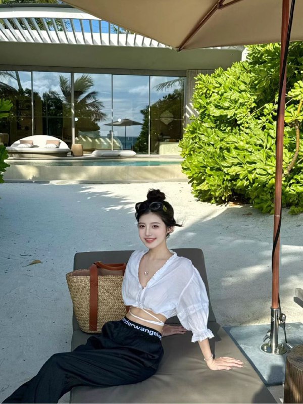 北京 赛丽亚🏠硬🦜真实北京电影学院学生甜美童颜 粉嫩D奶甜心 白嫩誘人• 纯天然雪白肌肤 勾魂蜜桃臀•2003•170CM-47KG-真🐻D黄金绝佳比例真人真照 生活自拍日常素颜 干净清爽女友感十足制菔齊全特長  純慾精緻全球各地  各种类型  见面付💰换号了😂👇👇会员永久有效！现用客服：@AnnaGJ168私聊不了：@AnnaGJ168bot