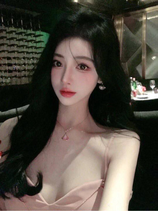 南宁 温柔开朗，不催不事儿，沟通力强，乖巧听话。身高/168 体重/46胸围/ D 年龄真实02年全球各地  各种类型  见面付💰换号了😂👇👇会员永久有效！现用客服：@AnnaGJ168私聊不了：@AnnaGJ168bot