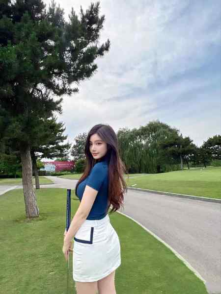 石家庄 御姐 平面模特 172 E 身材苗条 气质女神 筷子腿 服务热情全球各地  各种类型  见面付💰换号了😂👇👇会员永久有效！现用客服：@AnnaGJ168私聊不了：@AnnaGJ168bot