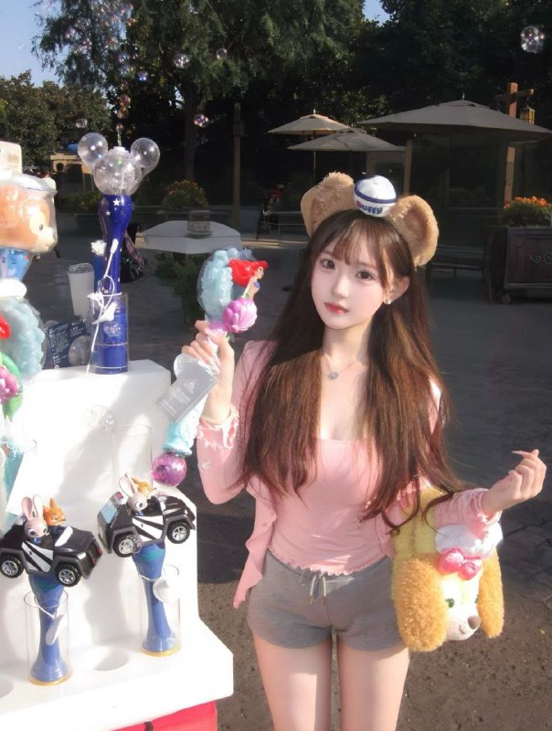 广州小夏夏真实05身高：165cm 体重：45kg🐻36E清纯可爱 可盐可甜💦多声甜 长相好气质佳