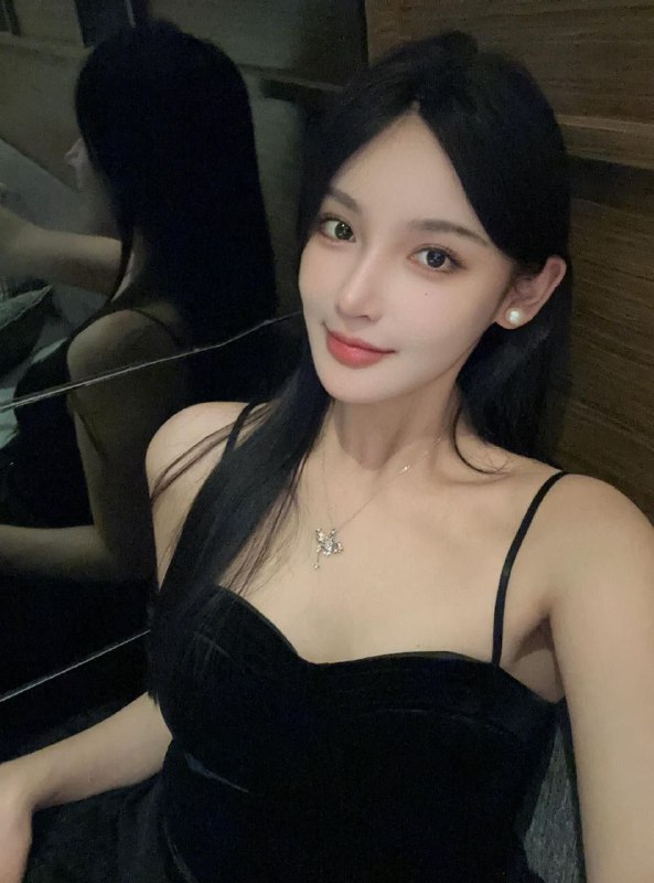 武汉🌸性感洋气 配合度高 有耐心不应付.🌸168/50C身材姣好 谈吐优雅.只接待素质高端客👍