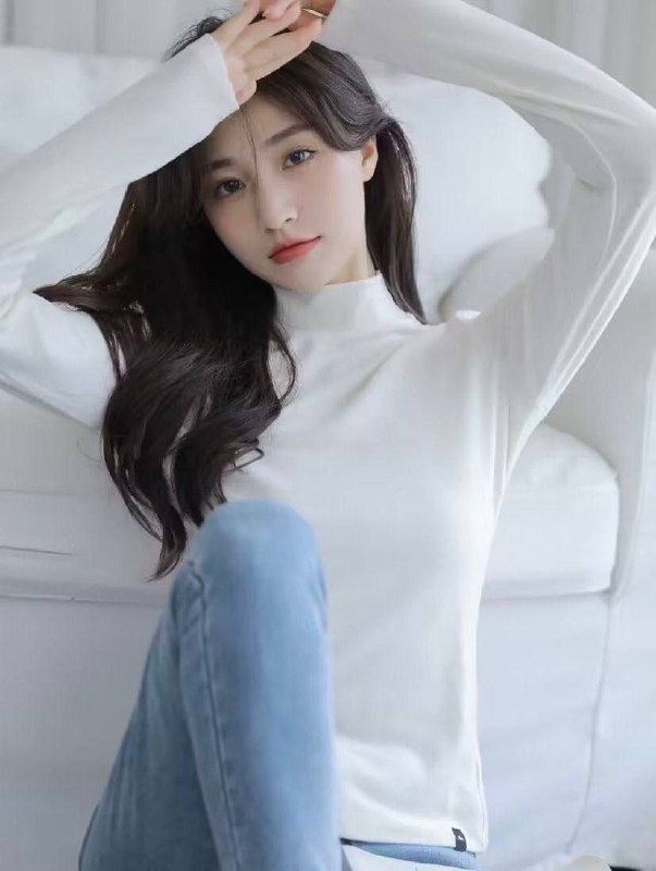 乌鲁木齐  学生02-169-D 气质清纯 肤白滑嫩 乖巧可爱