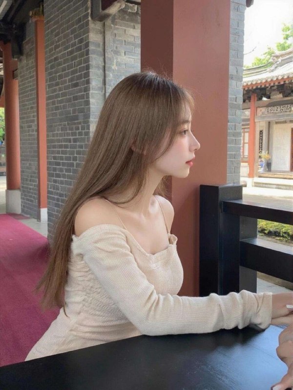 G11006年 172C 98斤（5↑质量）🈚️纹身🉑接💋🉑代开情绪价值拉满，此生邂逅一次再无遗憾！皮肤雪白如凝脂❄️杨柳细腰赛笔杆筷子大长腿  身材比例绝佳 气质优雅柔声细语 温柔体贴 善解人意 情商在线真人真照 有验 假赔🌟需要安排点击预约:@AnnaGJ168📲被双向限制请联系:@AnnaGJ168bot点击观看探花福利视频【安娜国际外围】广州高端外围为极搜长期重金付费广告，请放心消费，秉持客户满意度，客户忠诚度，客户超值惊喜的客户关系理念，放心预约！！