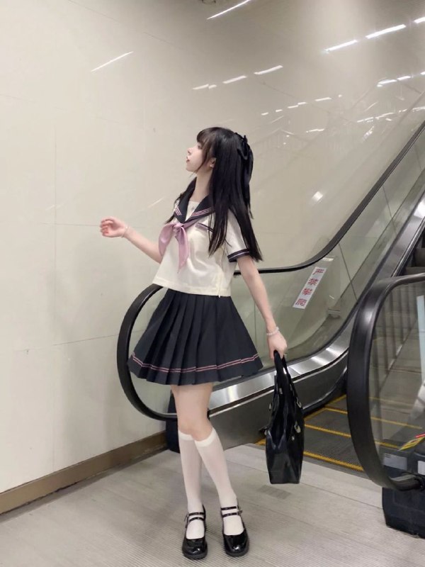 05真实  学生 可看身份证学生兼职🌸理想女友✔• 𝐇𝐞𝐢𝐠𝐡𝐭身高/163• 𝐖𝐞𝐢𝐠𝐡𝐭体重/83• 𝐁𝐮𝐬𝐭胸围/C• 𝐀𝐠𝐞年龄/05年• 𝐎𝐜𝐜𝐮𝐩𝐚𝐭𝐢𝐨𝐧职业/ 学生💎贴心小女友 大长腿💎皮肤白嫩 服务一流🌟需要安排点击预约:@AnnaGJ168📲双向限制请联系:@AnnaGJ168bot🉑点击置顶消息查看本频道详细信息。查看本频道全部业务【安娜国际外围】广州高端外围为极搜长期重金付费广告，请放心消费，秉持客户满意度，客户忠诚度，客户超值惊喜的客户关系理念，放心预约。