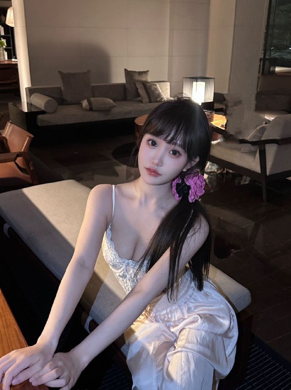 小羊🌸兼职短开烹清纯女孩Height: 165 Weight: 86/Age:02     真🐻D丝袜制服齐全 配合度极高穿衣显瘦脱衣有🐻清纯少女脸⬆️⬇️粉嫩无风尘味🌟需要安排点击预约:@AnnaGJ168📲双向限制请联系:@AnnaGJ168bot🉑点击置顶消息查看本频道详细信息。查看本频道全部业务【安娜国际外围】广州高端外围为极搜长期重金付费广告，请放心消费，秉持客户满意度，客户忠诚度，客户超值惊喜的客户关系理念，放心预约