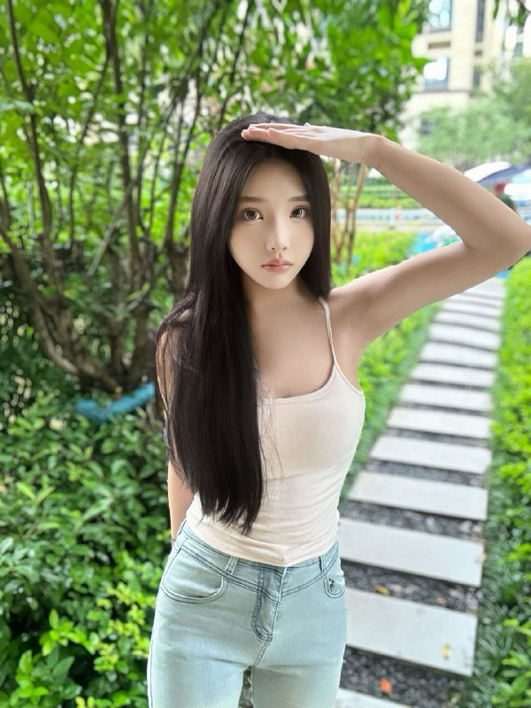 兼职新人随时验证。可御可甜•皮肤嫩滑      性格活波•服务态度好     对k如男友•可素颜见身材比例极好～性感女神身高166体重90🐻c🌟需要安排点击预约:@AnnaGJ168📲被双向限制请联系:@AnnaGJ168bot点击观看探花福利视频【安娜国际外围】北上广深全国顶奢高端外围为极搜长期重金付费广告，请放心消费，秉持客户满意度，客户忠诚度，客户超值惊喜的客户关系理念，放心预约。可以在喜欢的女孩下面咨询评论留言，看到会回复。