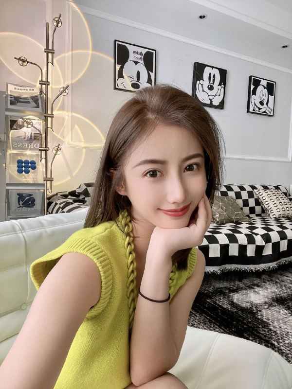 175E兼职健身教练女神网红模特 肤白貌美🌟需要安排点击预约:@AnnaGJ168📲被双向限制请联系:@AnnaGJ168bot【安娜国际外围】广州高端外围为极搜长期重金付费广告，请放心消费，秉持客户满意度，客户忠诚度，客户超值惊喜的客户关系理念，放心预约。